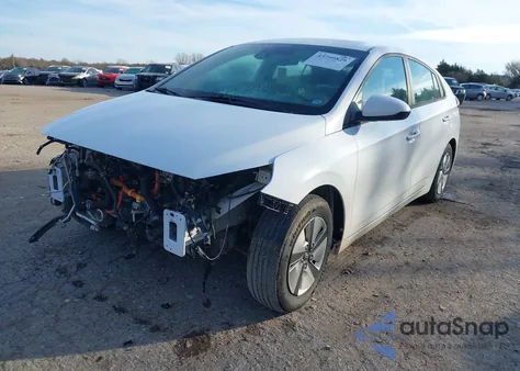 2021 Hyundai Ioniq Hybrid Blue z USA, uszkodzony, nr VIN KMHC65LC1MU250307